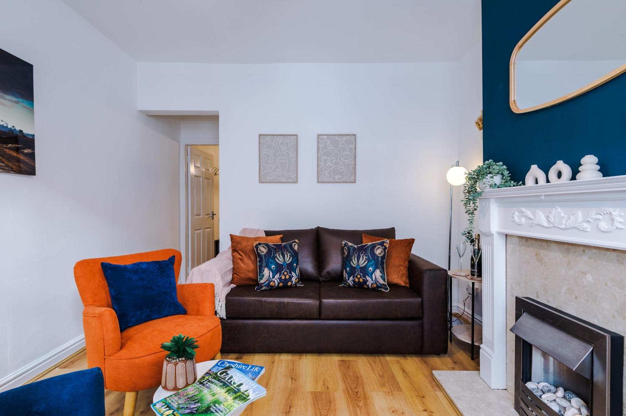New! Spacious 2-Bed Home In Chester City-Centre By 53 Degrees Property, Ideal For Couples & Small Groups, Great Location - Sleeps 5 Ngoại thất bức ảnh