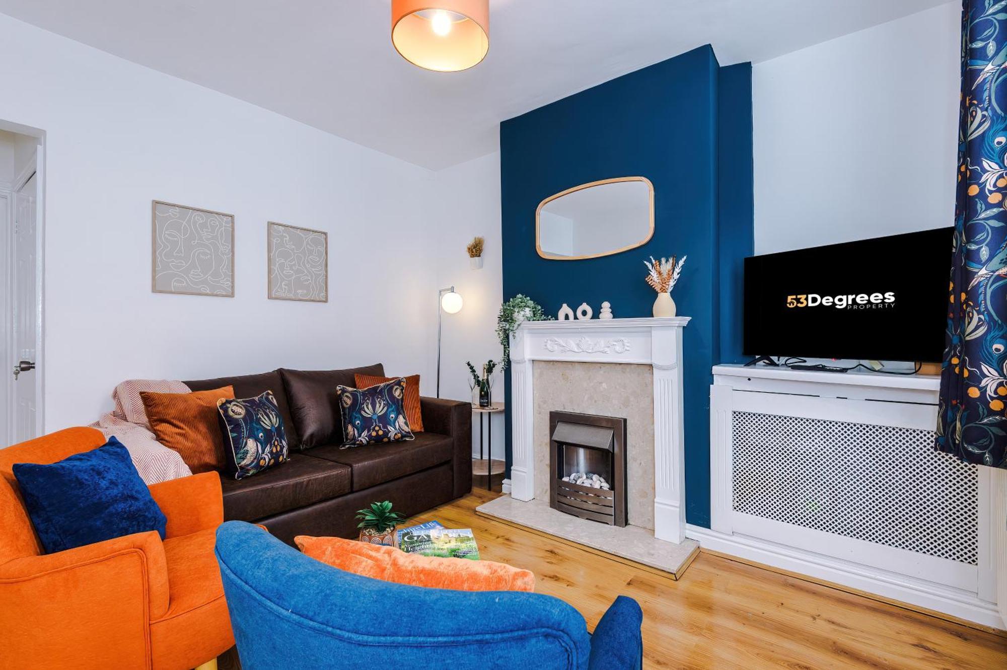 New! Spacious 2-Bed Home In Chester City-Centre By 53 Degrees Property, Ideal For Couples & Small Groups, Great Location - Sleeps 5 Ngoại thất bức ảnh