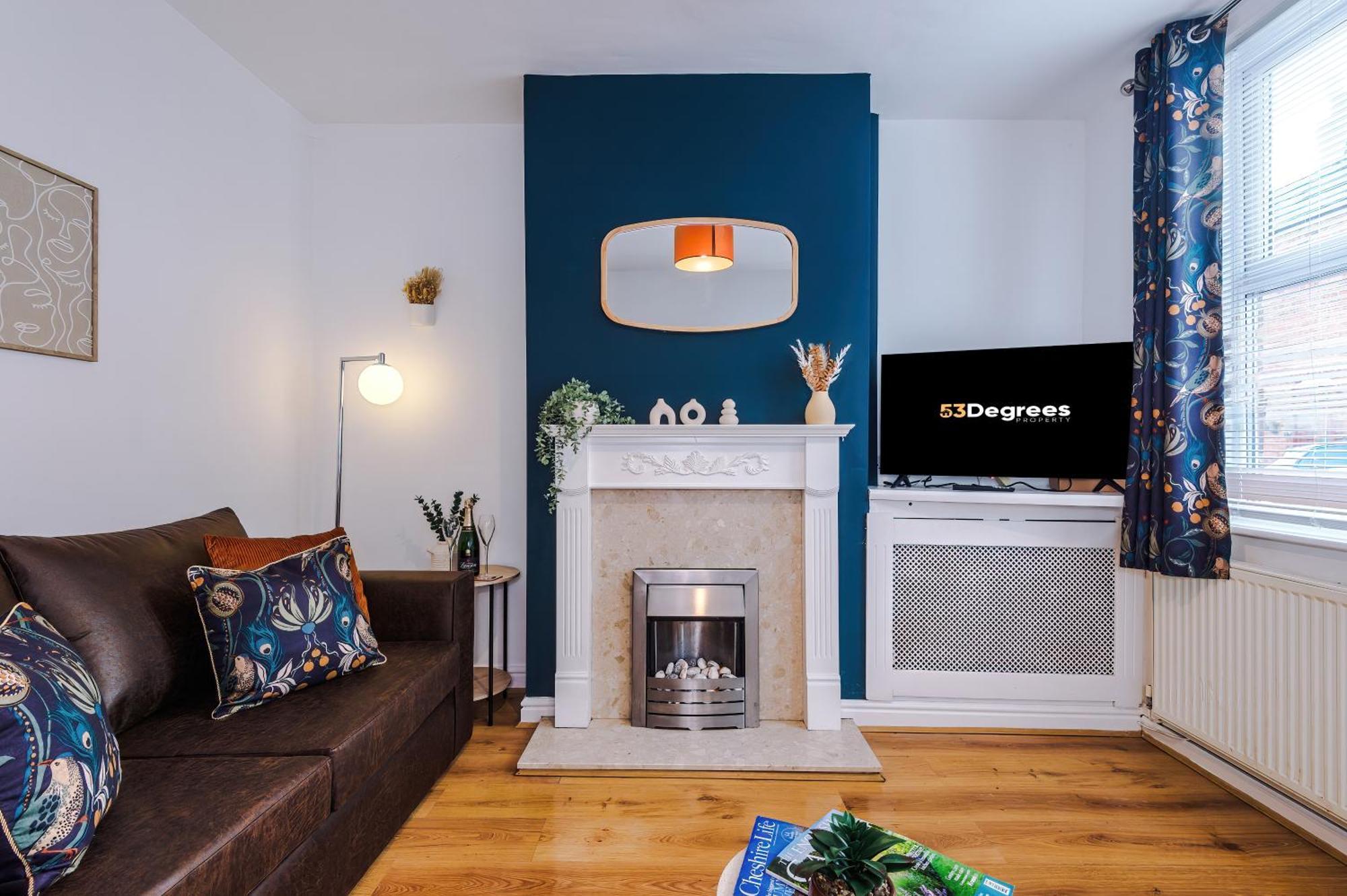 New! Spacious 2-Bed Home In Chester City-Centre By 53 Degrees Property, Ideal For Couples & Small Groups, Great Location - Sleeps 5 Ngoại thất bức ảnh